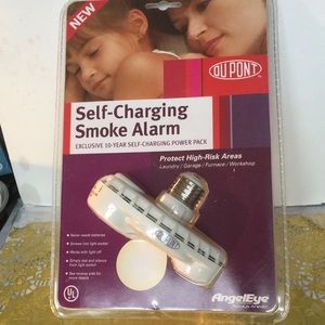 NWT Dupont self charging smoke alarm